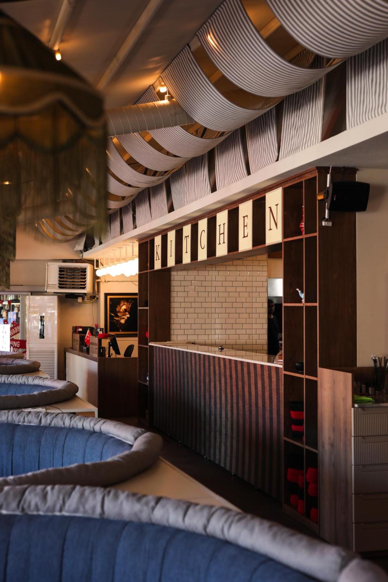 Hotel Four Reels Serdivan Exterior foto